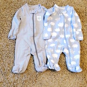 Carter's footed pajamas - 2 pairs - newborn